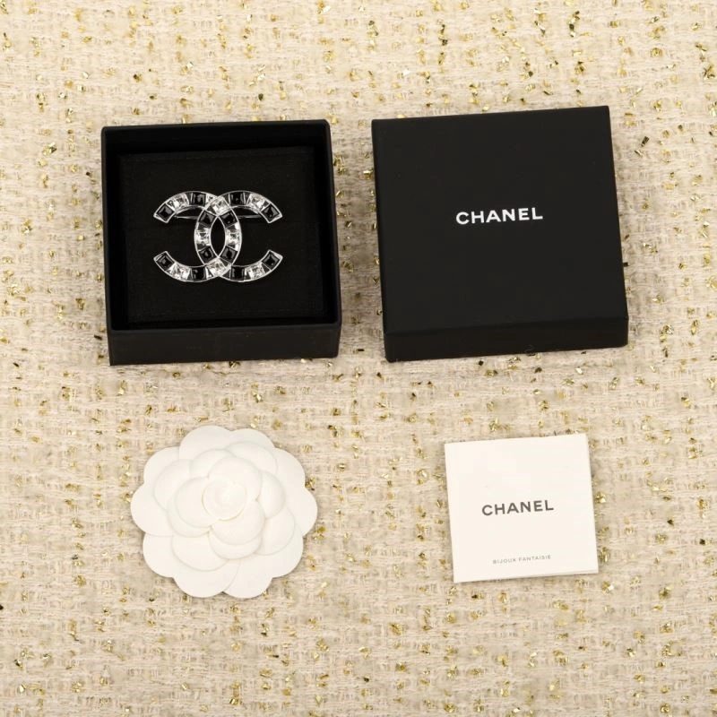ZeroBulk Chanel Brooches 225594