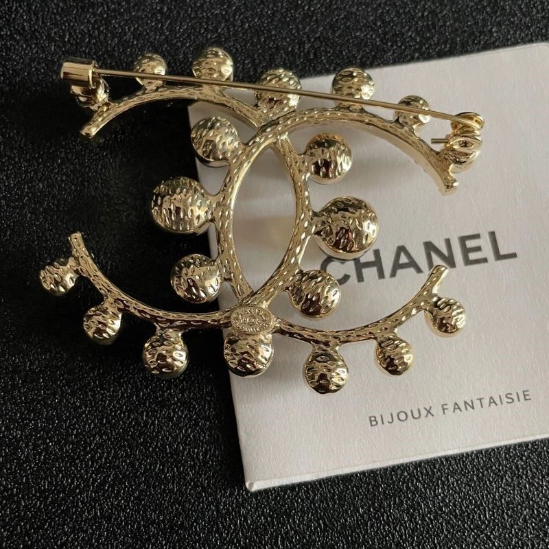 QuickDry Chanel Brooches 225595