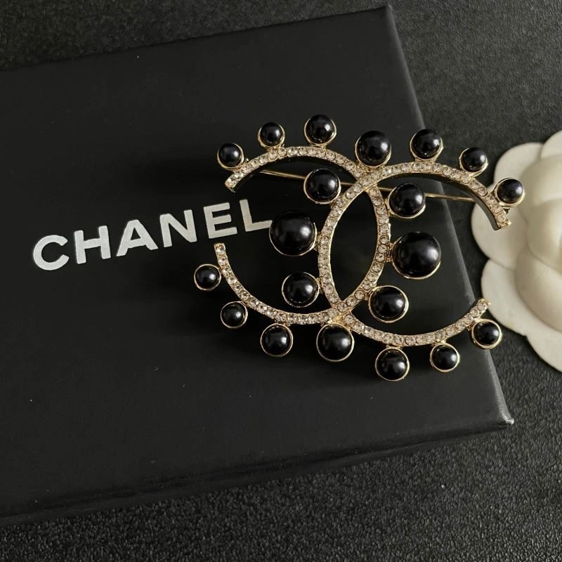 QuickDry Chanel Brooches 225595