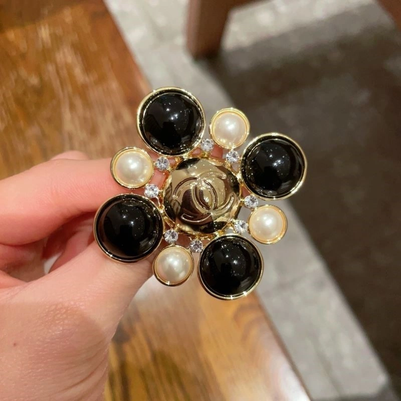 GoAnywhere Chanel Brooches 225602