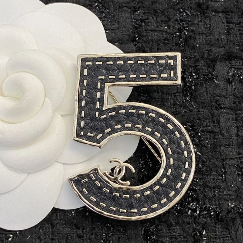 Chanel Brooches FreshLook 225592