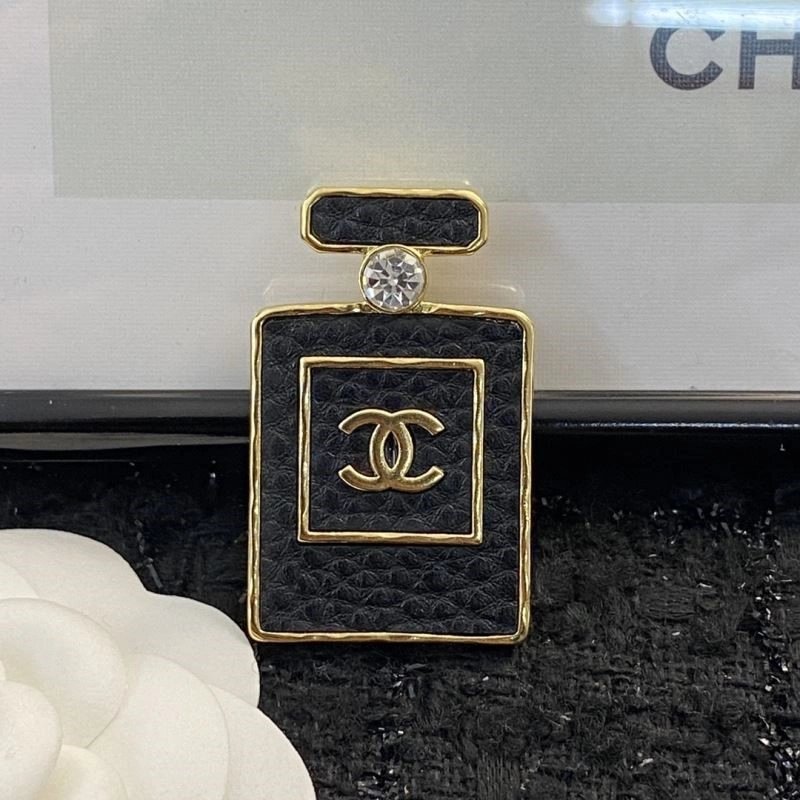 SportInspired Chanel Brooches 225588