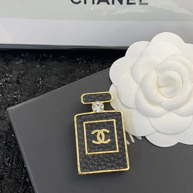 SportInspired Chanel Brooches 225588