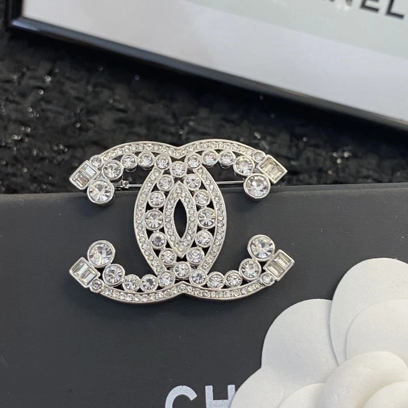 Unisex Chanel Brooches 225597