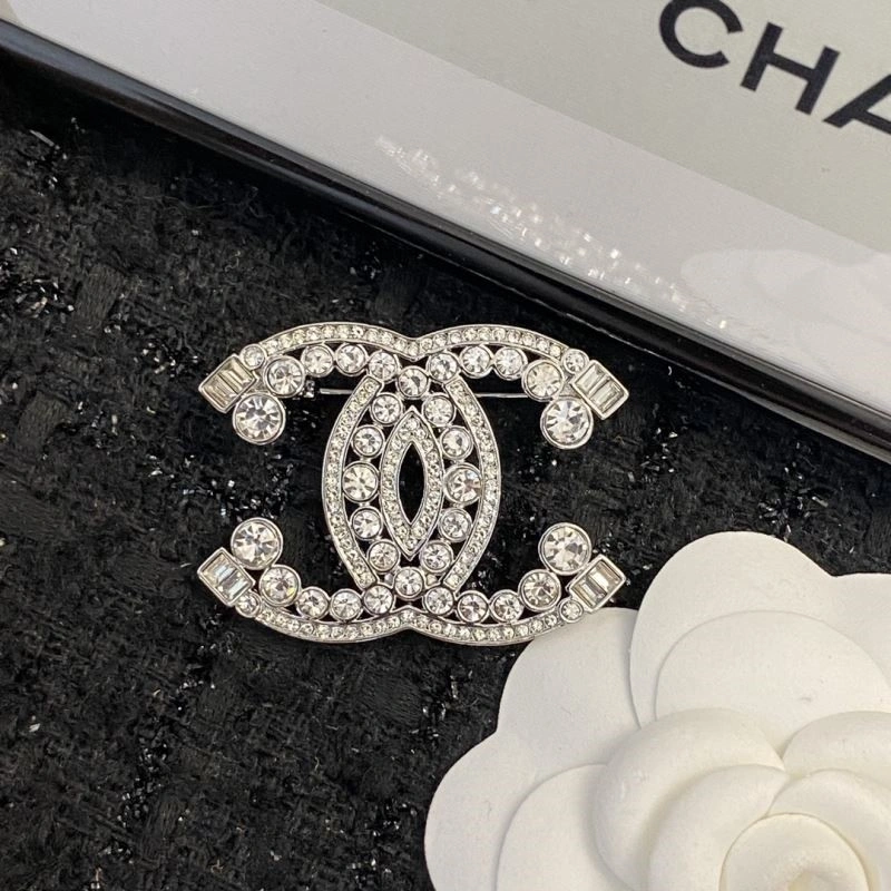 Unisex Chanel Brooches 225597