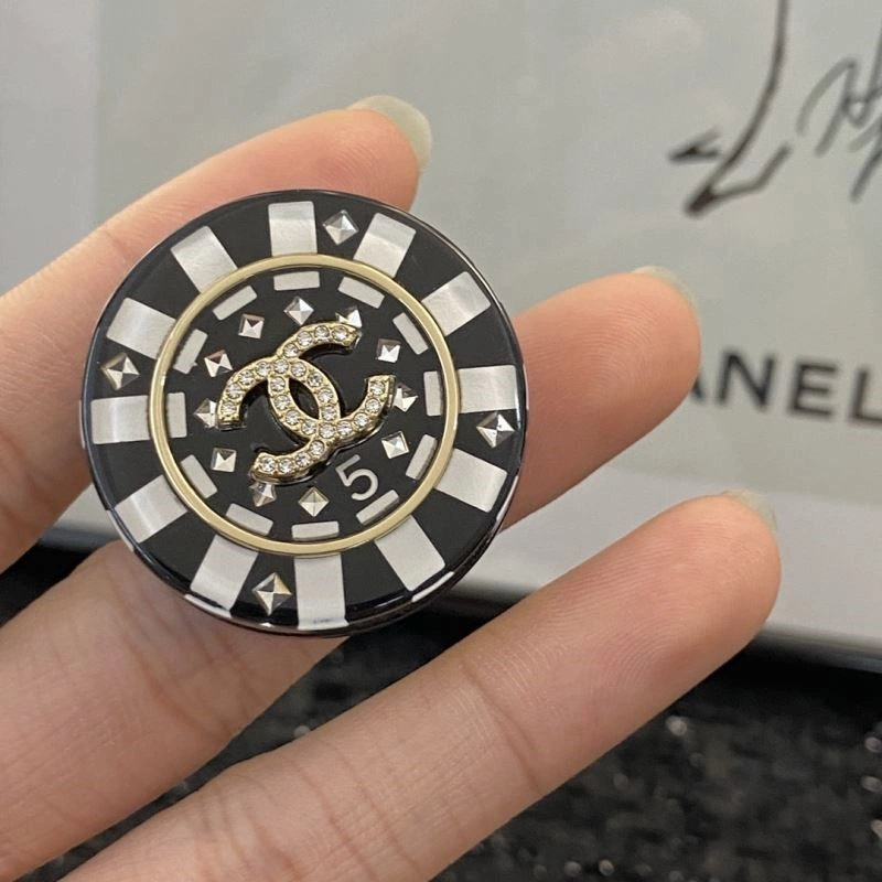 Breathable Chanel Brooches 225633