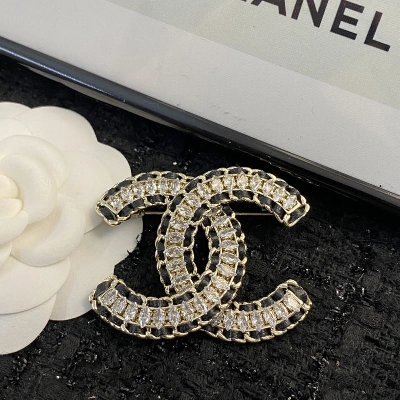 OnTrend Chanel Brooches 225579