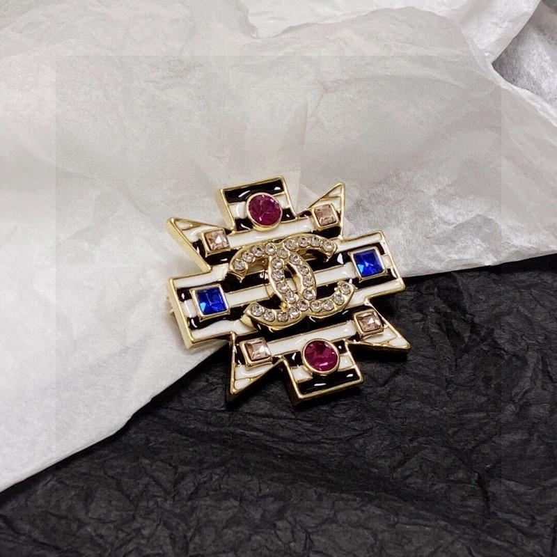 RelaxedFit Chanel Brooches 225589
