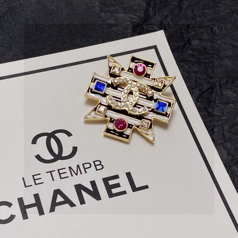 RelaxedFit Chanel Brooches 225589