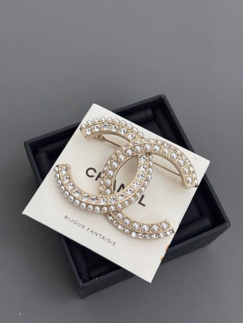 AllSeason Chanel Brooches 225585