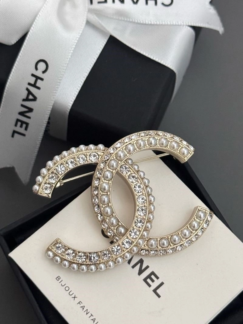 AllSeason Chanel Brooches 225585