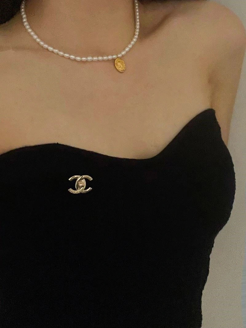 Chanel Brooches OdorResistant 225570