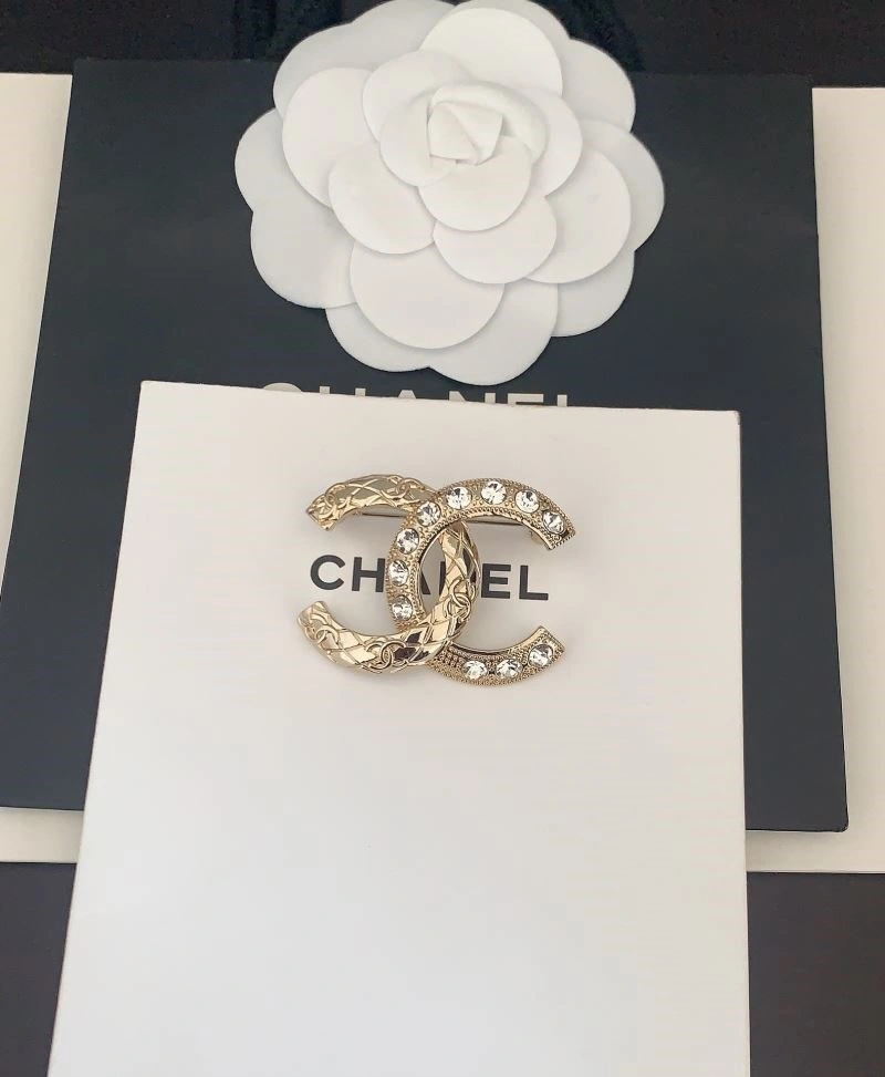 Chanel Brooches Comfortable 225574