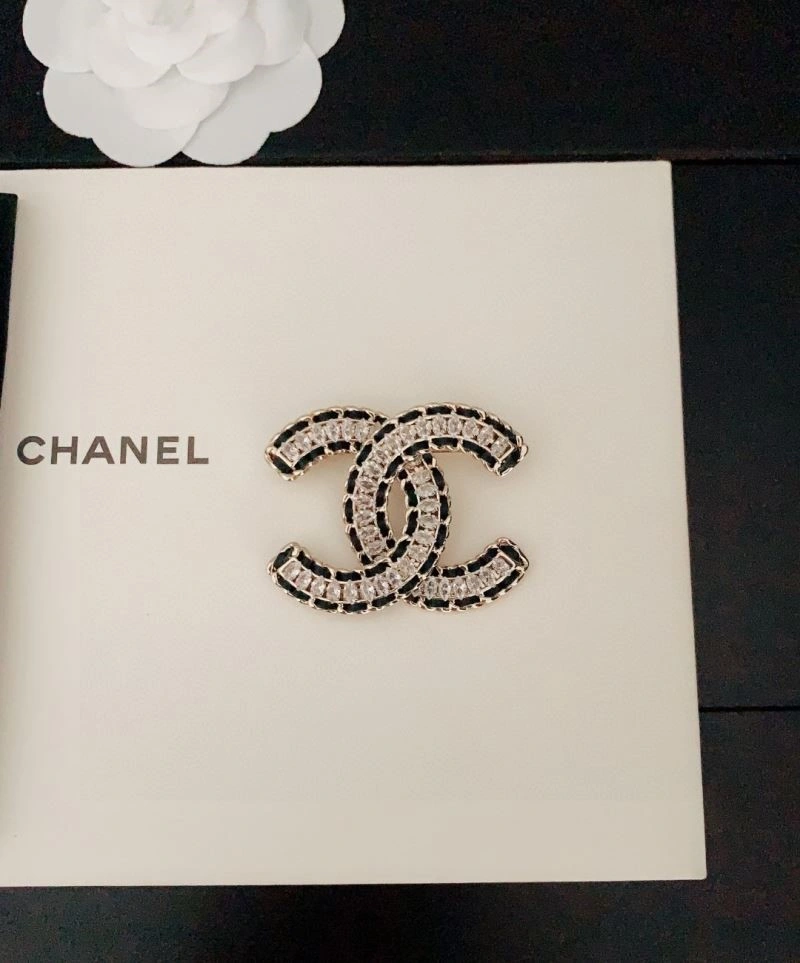 Chanel Brooches SoftTouch 225581