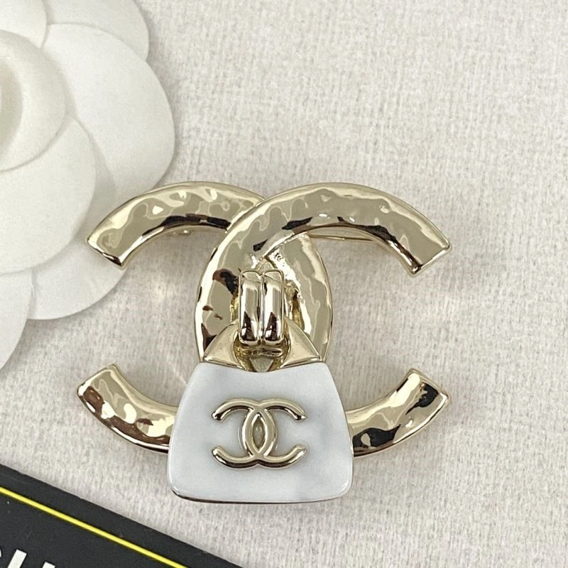 Chanel Brooches UrbanChic 225619