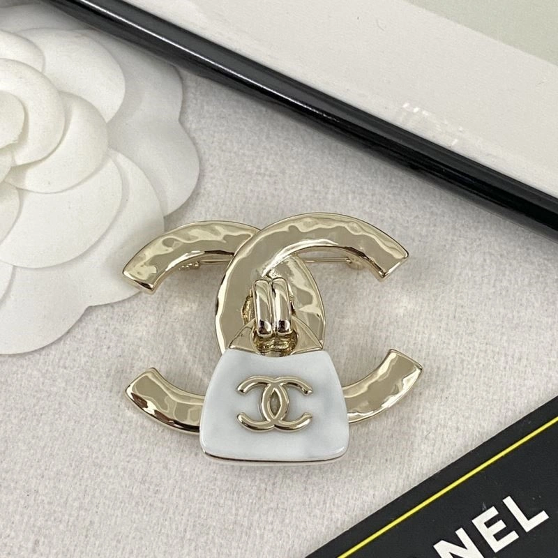 Chanel Brooches UrbanChic 225619