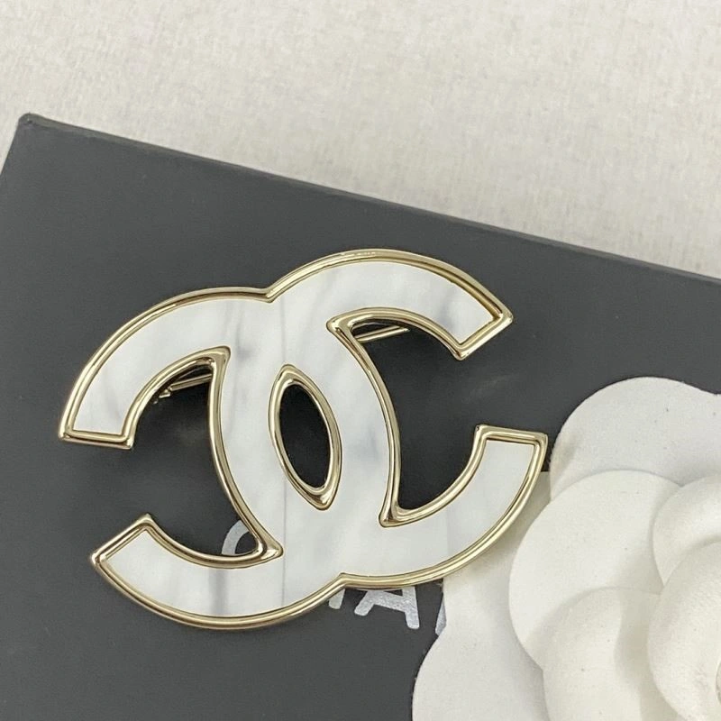 Stretchable Chanel Brooches 225560