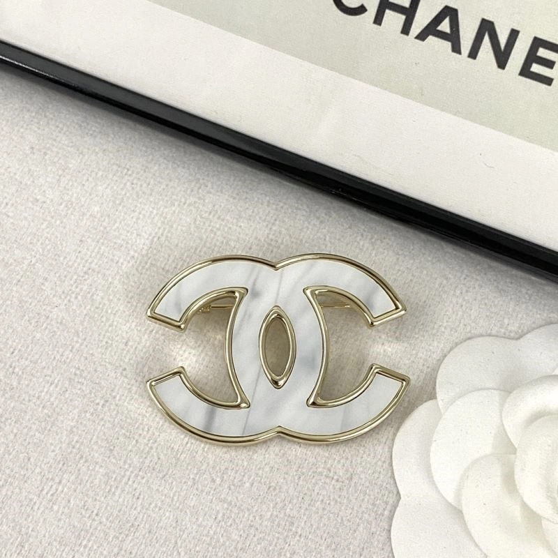 Stretchable Chanel Brooches 225560