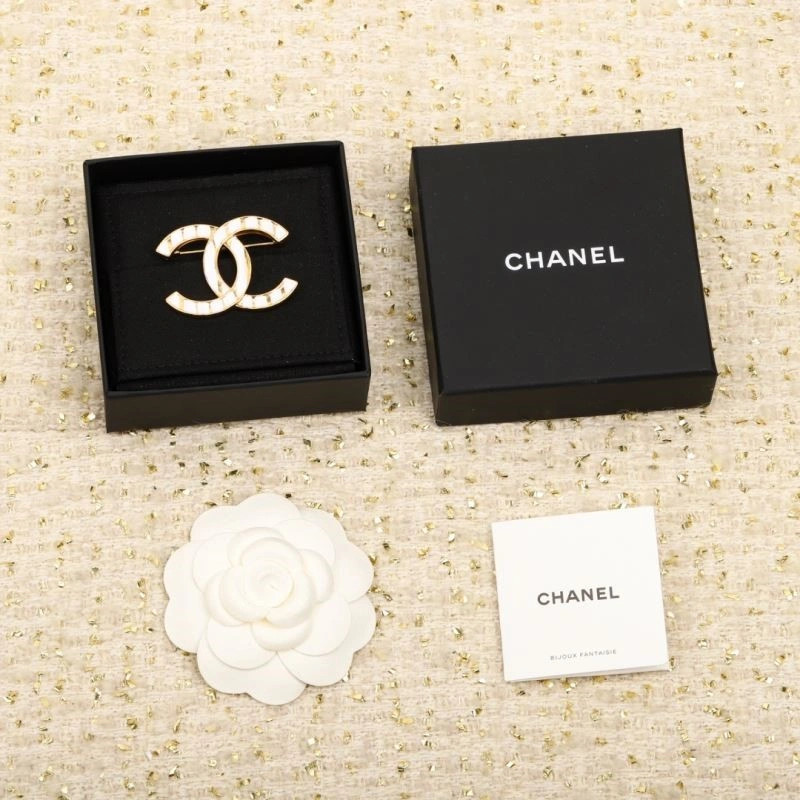 Reliable Chanel Brooches 225552