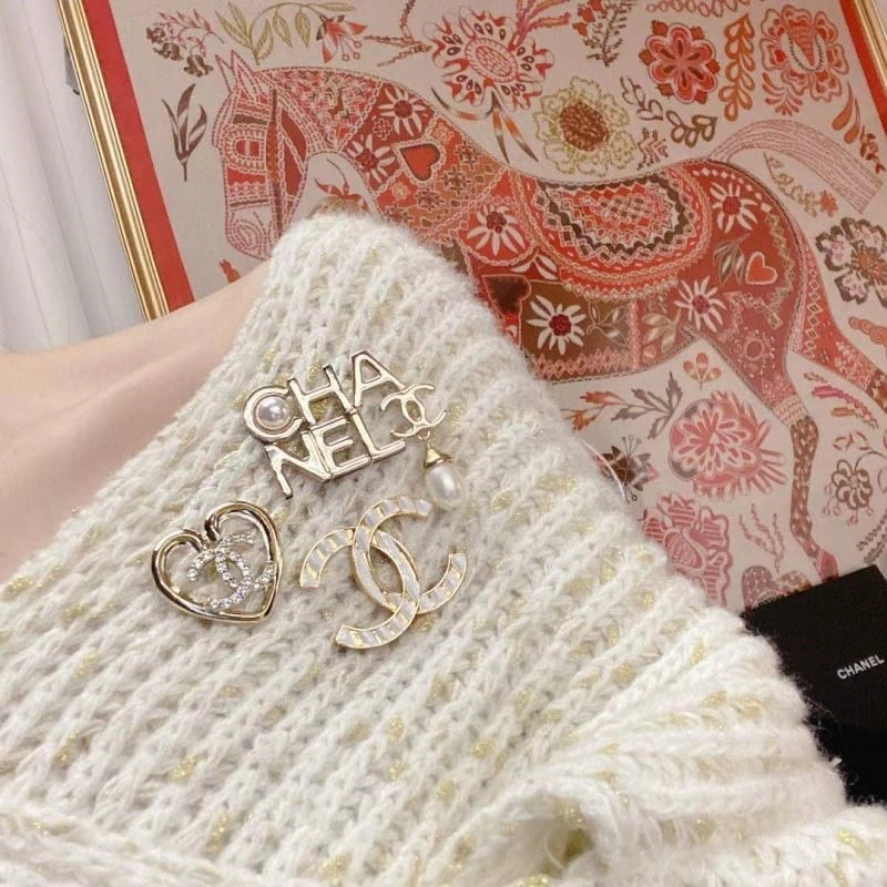 Reliable Chanel Brooches 225552