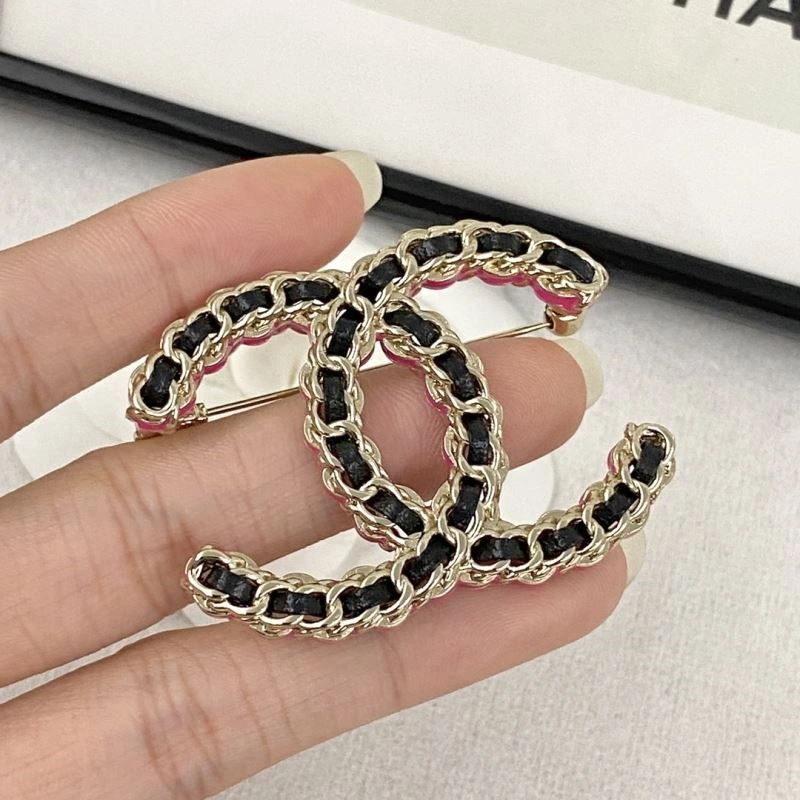 Practical Chanel Brooches 225544