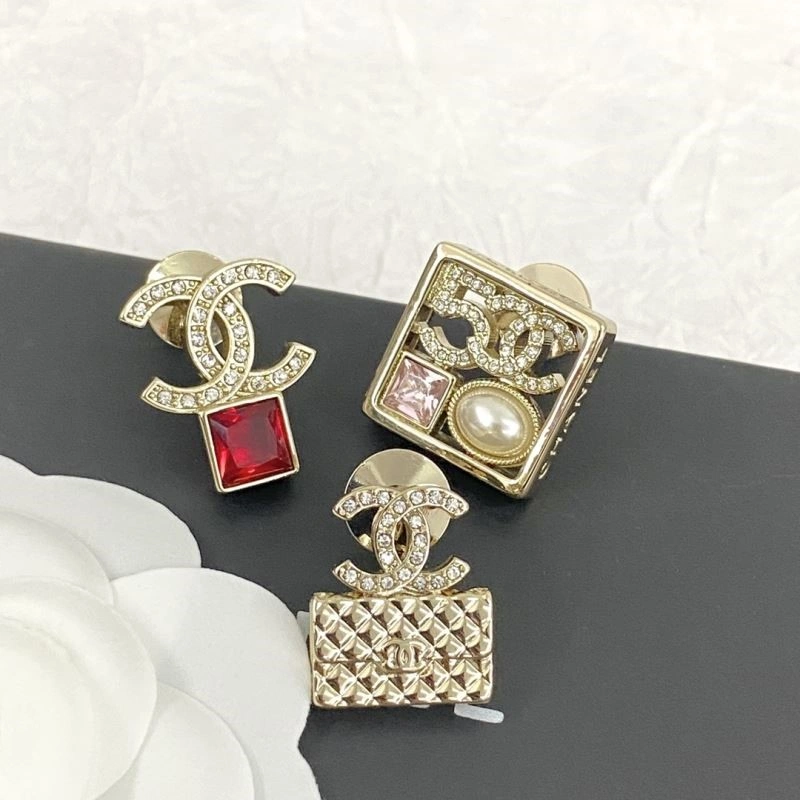 Stretchable Chanel Brooches 225539