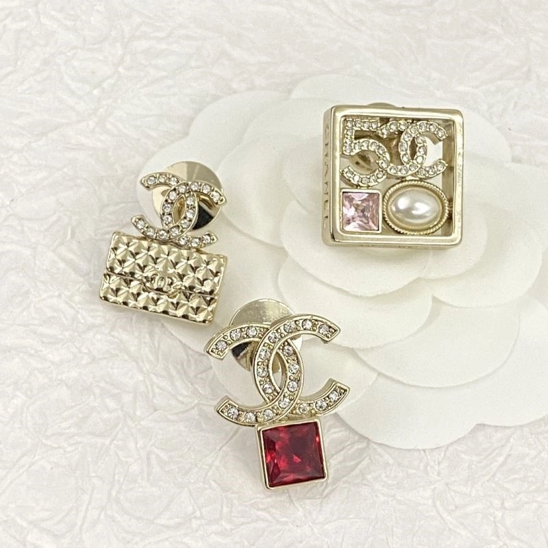 Stretchable Chanel Brooches 225539