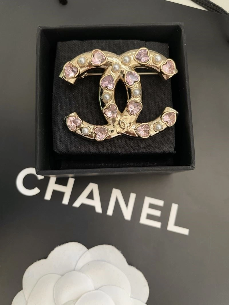 Chanel Brooches Snug 225534