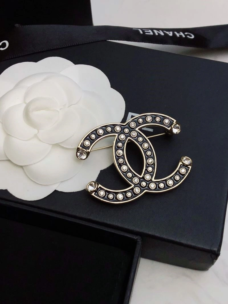 Neat Chanel Brooches 225536