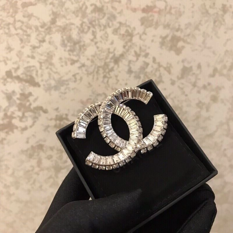 Chanel Brooches Soft 225580