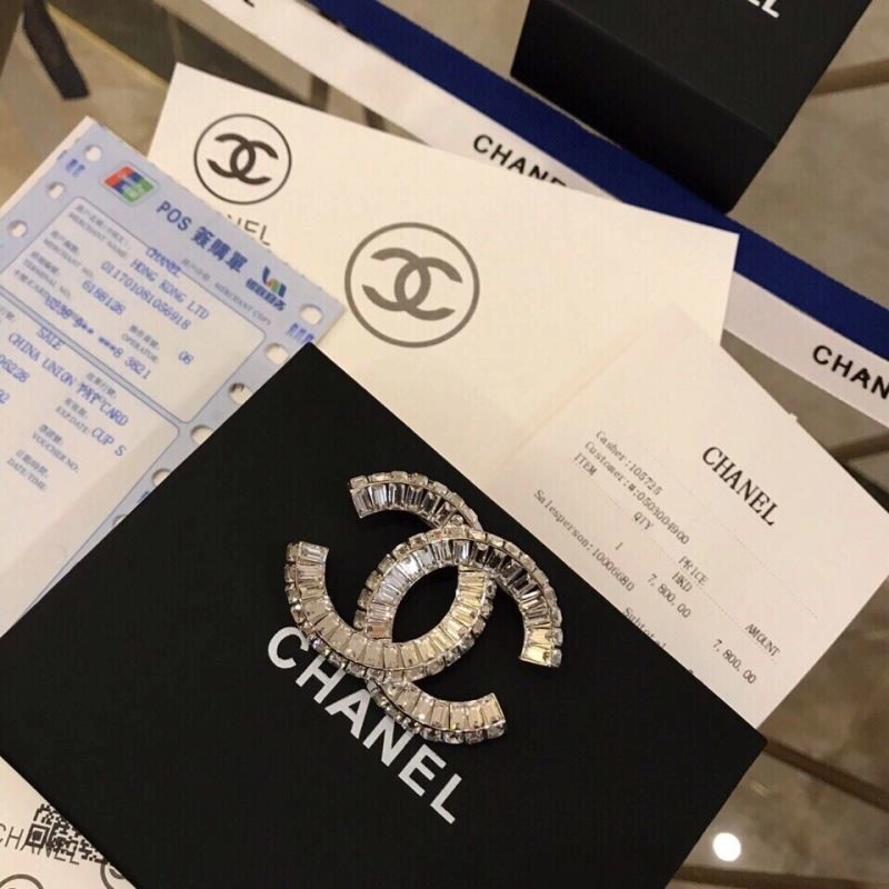 Chanel Brooches Soft 225580