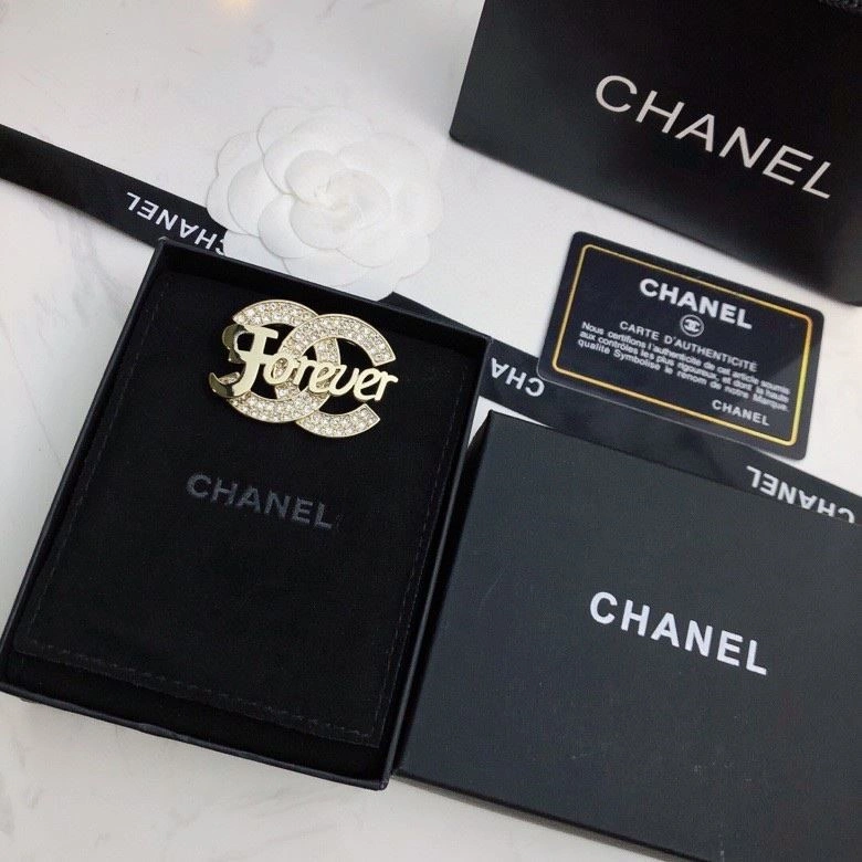 Chanel Brooches Unisex 225528