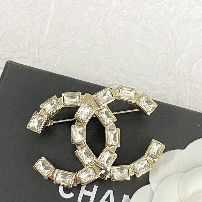 Chanel Brooches Flexible 225568