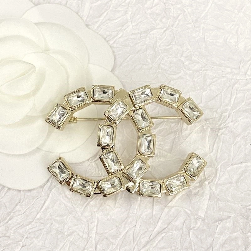 Chanel Brooches Flexible 225568
