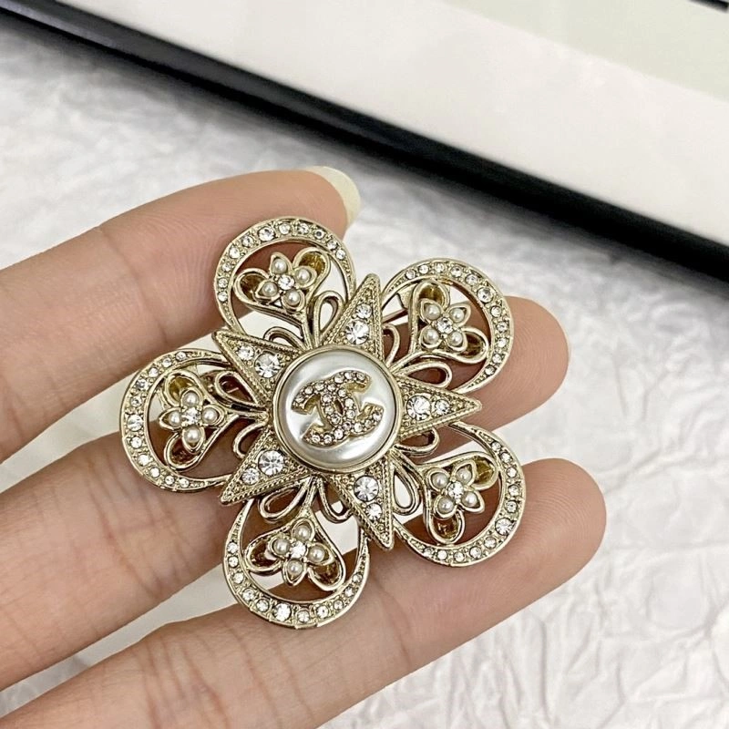 Trendsetting Chanel Brooches 225591