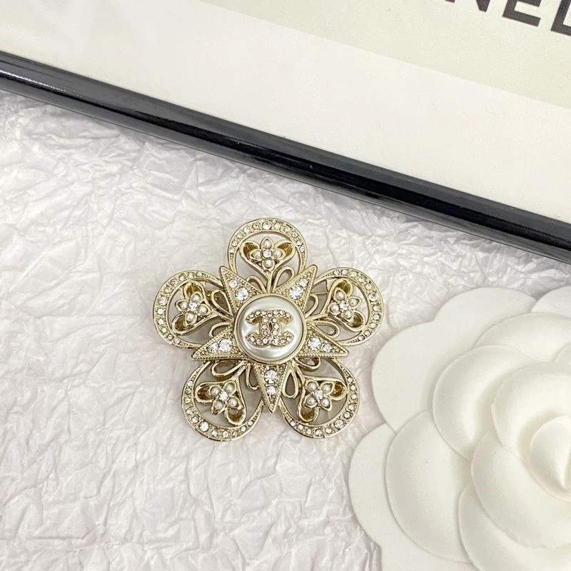Trendsetting Chanel Brooches 225591
