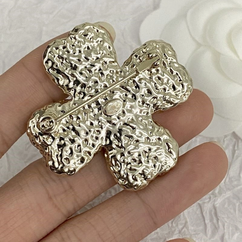 Chanel Brooches Elegant 225525