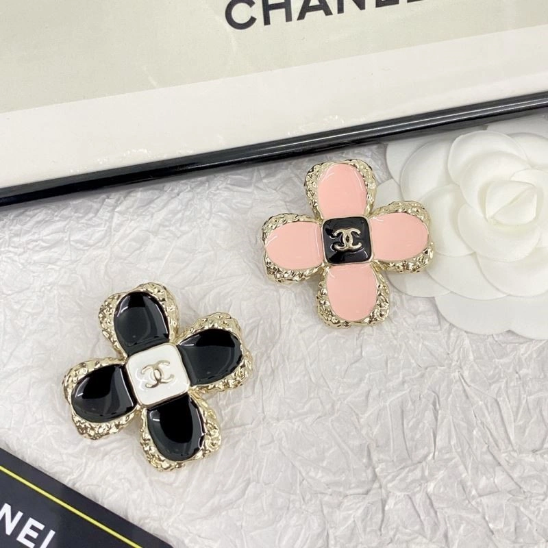 Chanel Brooches Elegant 225525