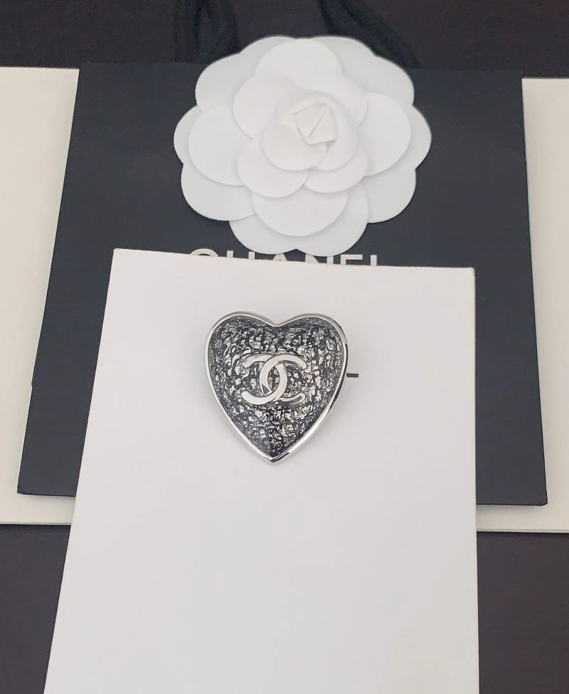 Chanel Brooches Reliable 225521