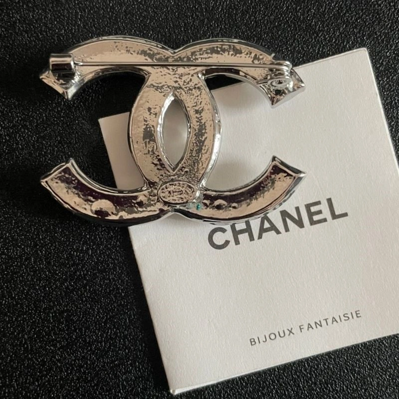 Chanel Brooches Sophisticated 225520