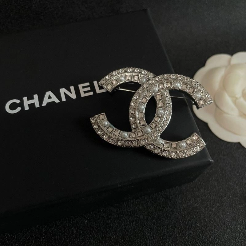Chanel Brooches Sophisticated 225520