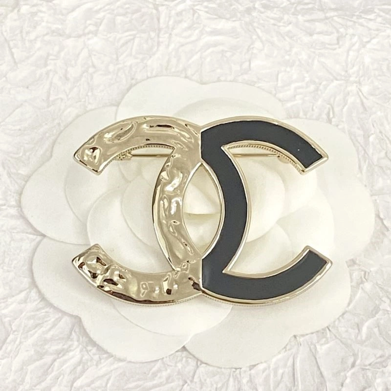 Upgraded Chanel Brooches 225522