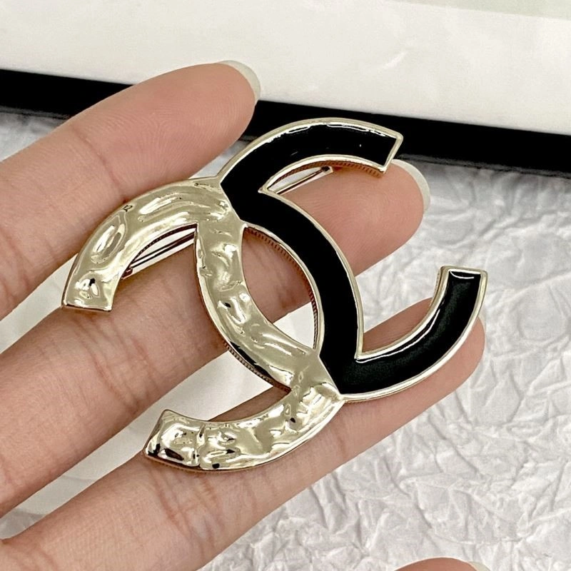 Upgraded Chanel Brooches 225522
