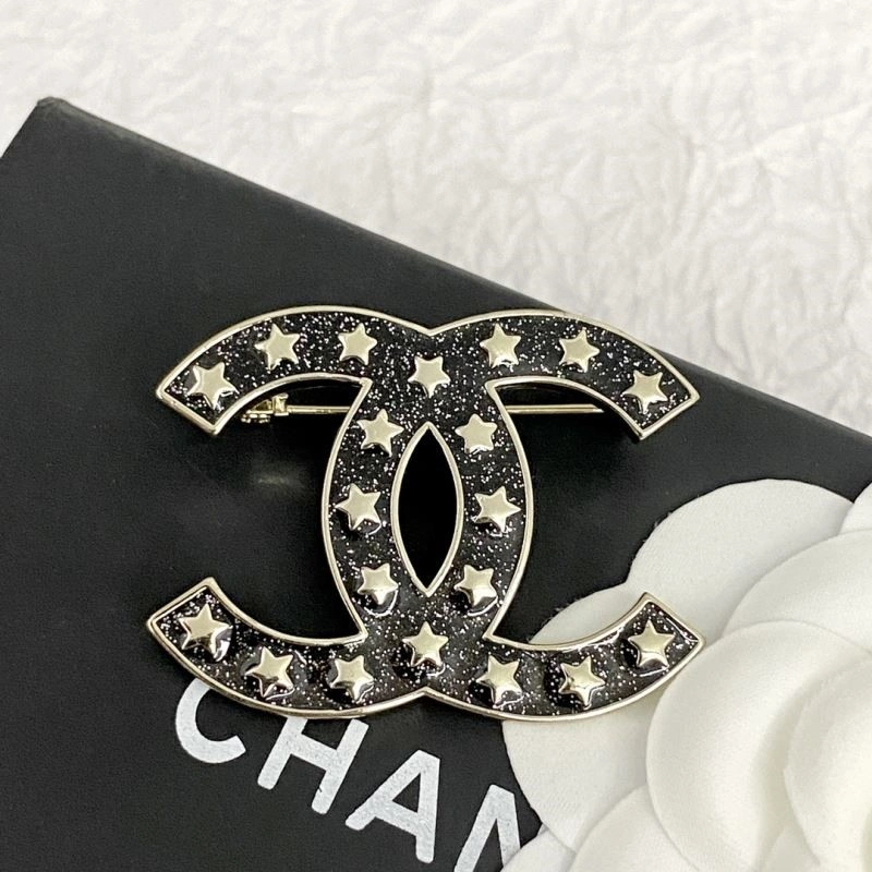 Chanel Brooches Packable 225532