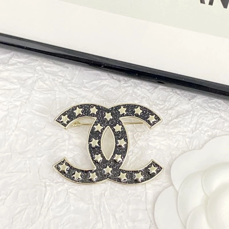 Chanel Brooches Packable 225532