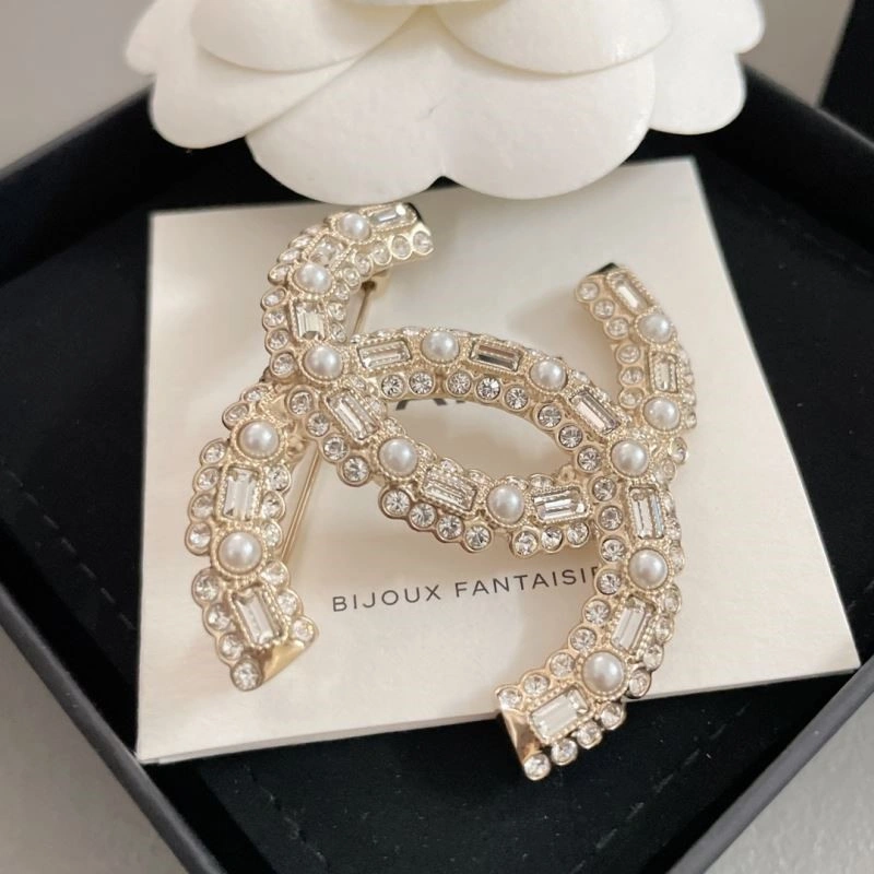 Chanel Brooches Resilient 225518