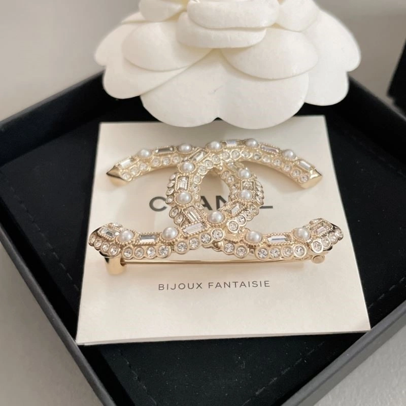 Chanel Brooches Resilient 225518