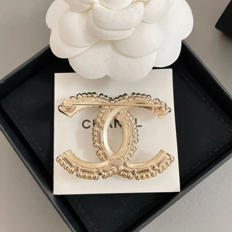Chanel Brooches Resilient 225518