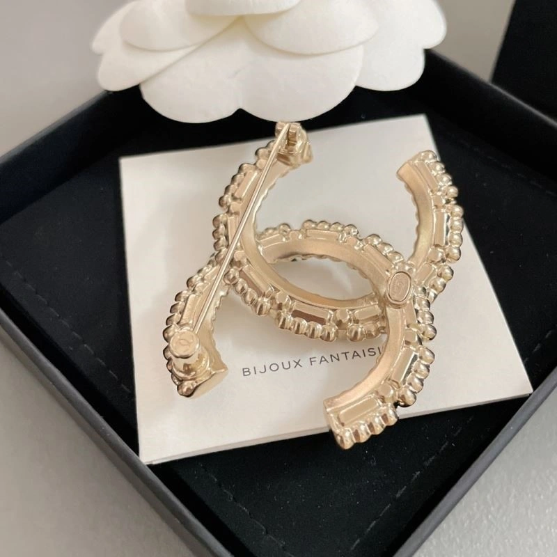 Chanel Brooches Resilient 225518