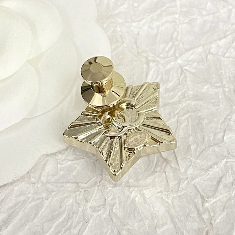Chanel Brooches RelaxedFit 225600